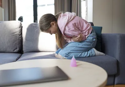 Wymioty u dziecka – przyczyny i skuteczne sposoby postępowania