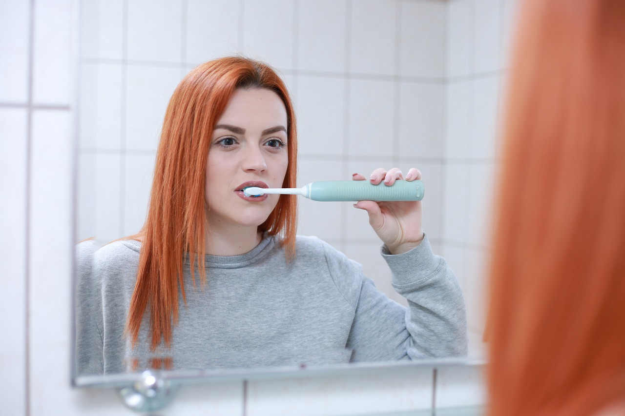 Jak zadbać o czystość jamy ustnej?